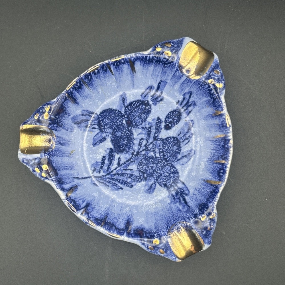 Vintage Hand Painted Ashtray Capri Blue Gold Rests Holland Blue Delft‎ Cottage
